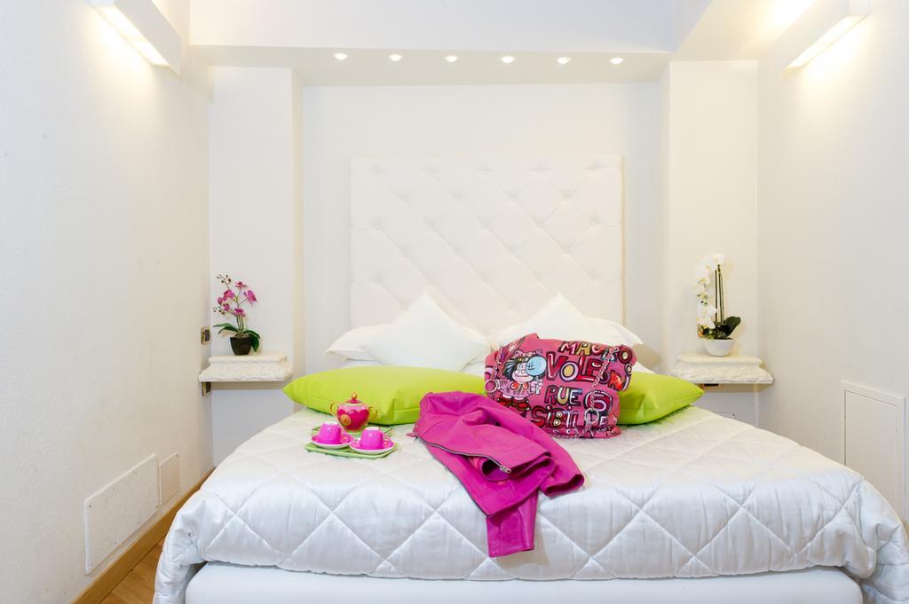 Domus Spagna Capo Le Case โรม ภายนอก รูปภาพ